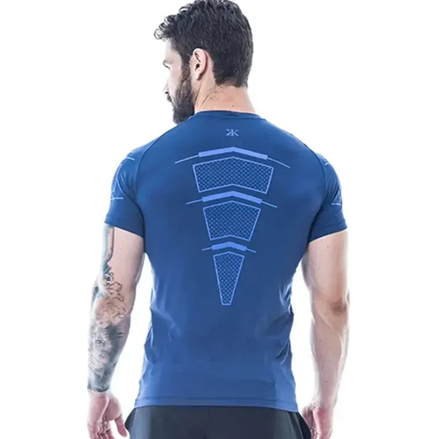 Camiseta holgada de secado rápido para hombre, ropa de entrenamiento para correr, de verano, moderna, con personalidad, cuello redondo y manga corta.